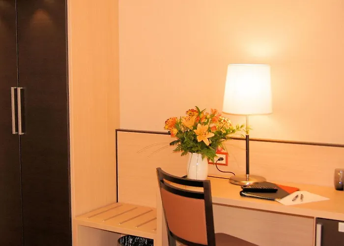 Hotel Lacotel Avenches